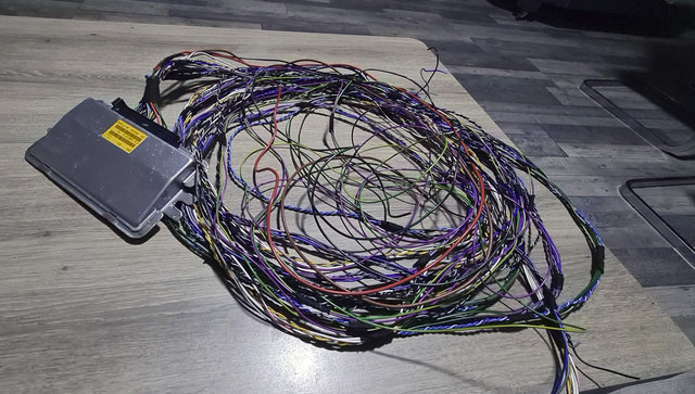 cable.thumb.JPG.9ca57b008affaa7c2ae79fef868da204.JPG
