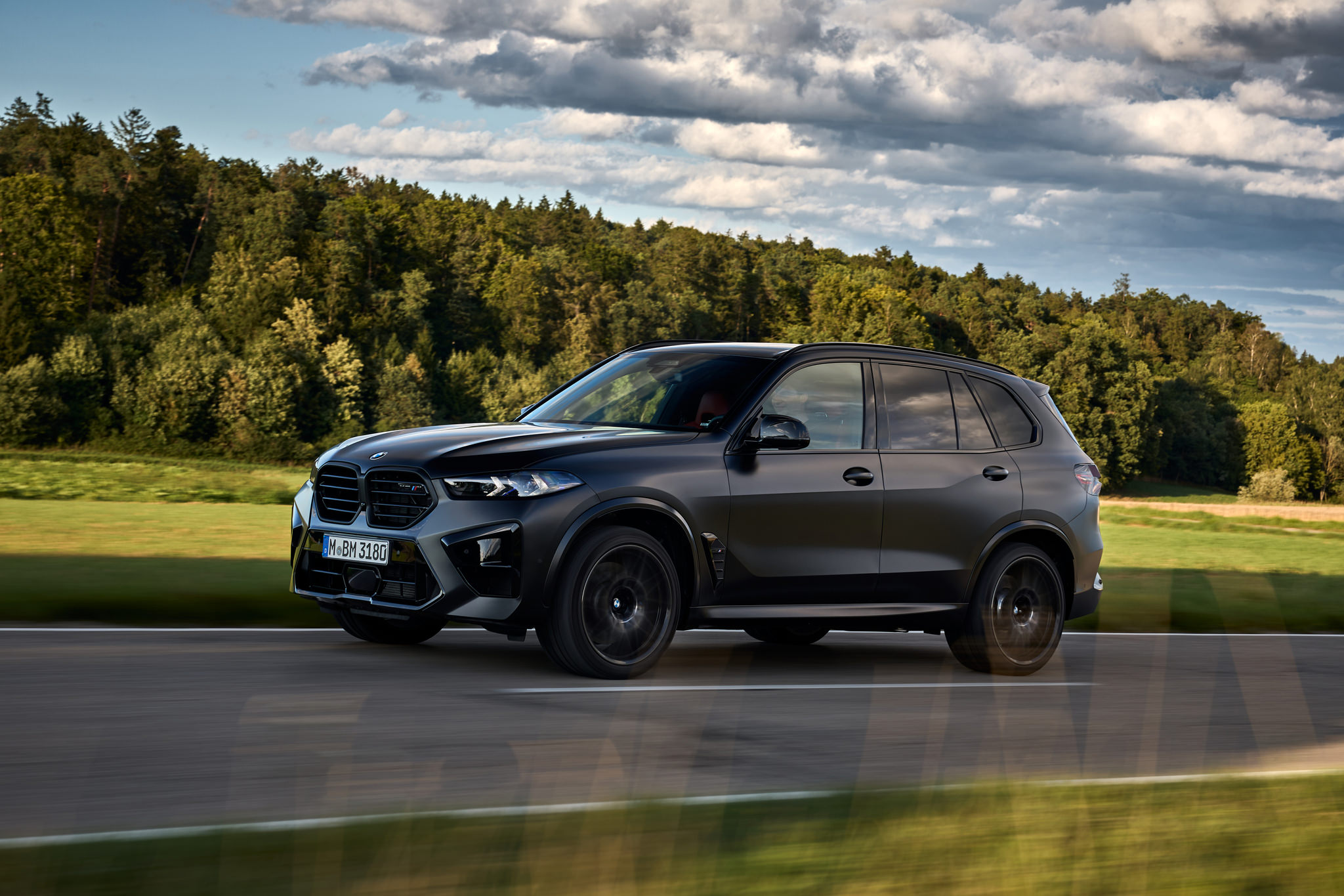 BMW X5 M Competition F95 - Dynamique, sur le terrain.