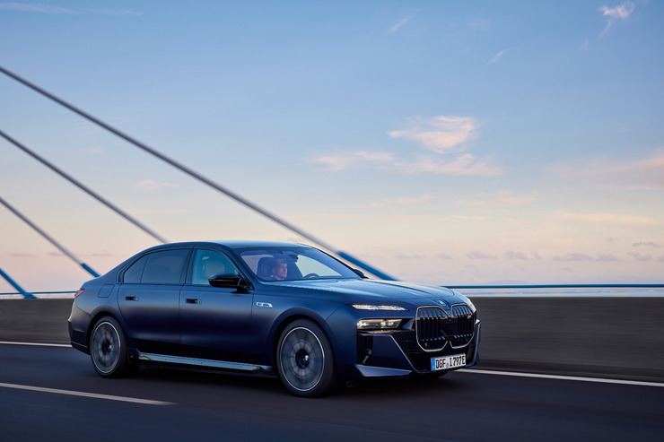 P90523396.jpg
