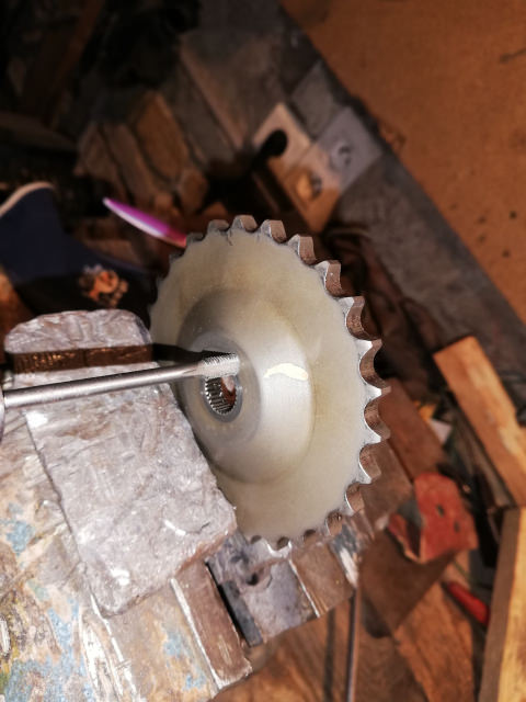 ecroupompe3.thumb.jpg.b05fda1783bc7024ca08db544d7a30d1.jpg