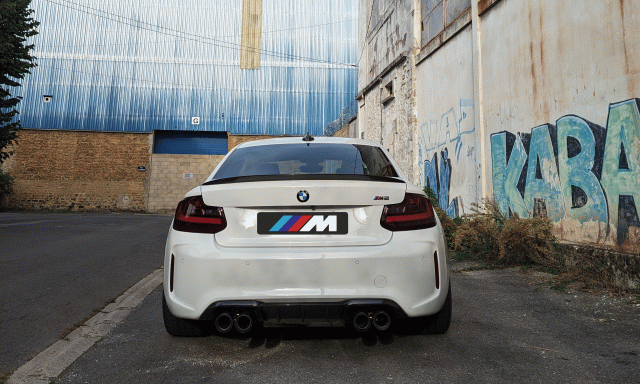 M2 AR FOND D ECRAN.gif