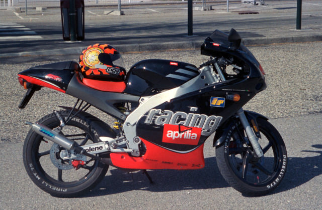 aprilia-rs-50-tetsuya-harada-rossi46.jpg