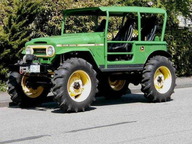 john_deer_toyota_fj_jalopnik_01.jpg