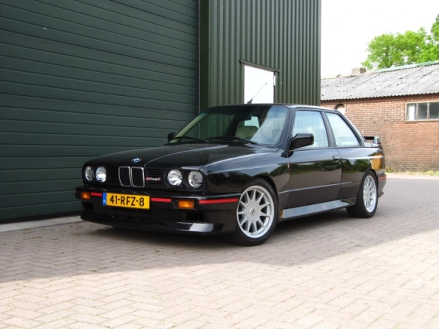 bmw-e30-m3-hartge-8x16-et25-et13-3.webp