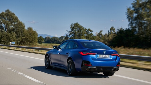 bmw-i4-m50-2.jpg