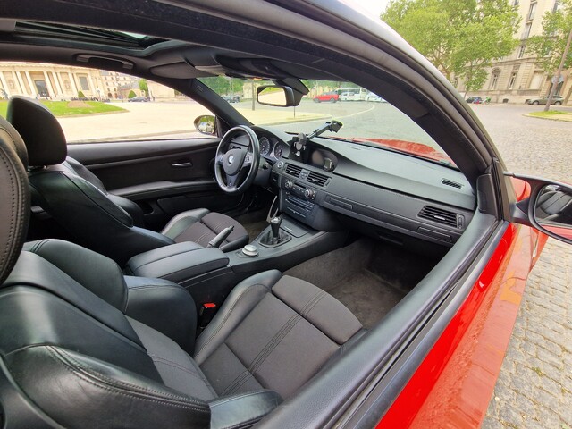 interior.thumb.jpg.2246a44b96467e5d537114f8808be4b9.jpg