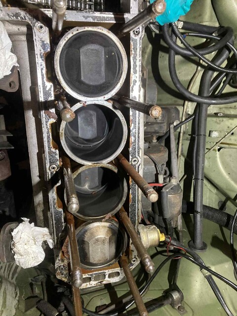 4emecylindrepropre.thumb.jpg.067b767473a095c94f774c1a65eca10f.jpg