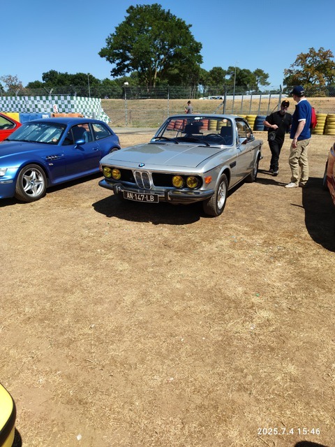 bmw3lcsl1.jpg