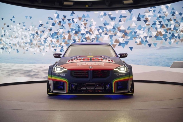 bmw-m2-red-bull-drift-brothers-01.jpg
