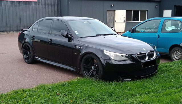 M5 e.jpg