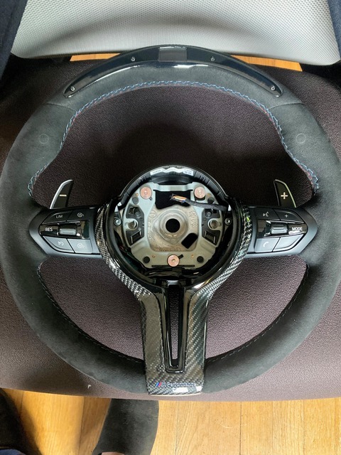 Volant 2.jpg