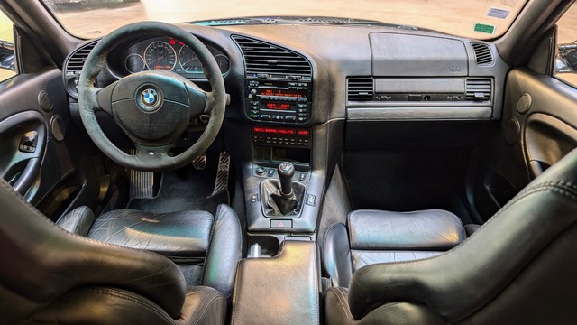 M3 E36 - Intérieur (21).jpg