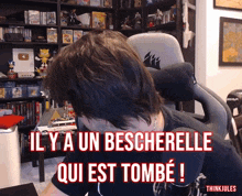 psyhodelik-psyhodelik-il-y-a-un-bescherelle-qui-est-tombe.gif