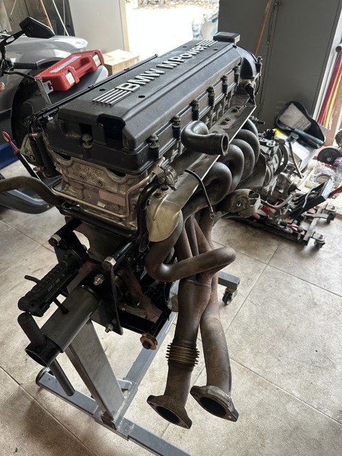 ce9c2aca-dbf2-4de8-8bcf-256dbc30c65c.jpg